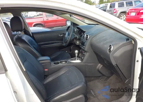 2015 Nissan Rogue Select S z USA, uszkodzony, nr VIN JN8AS5MV7FW754752